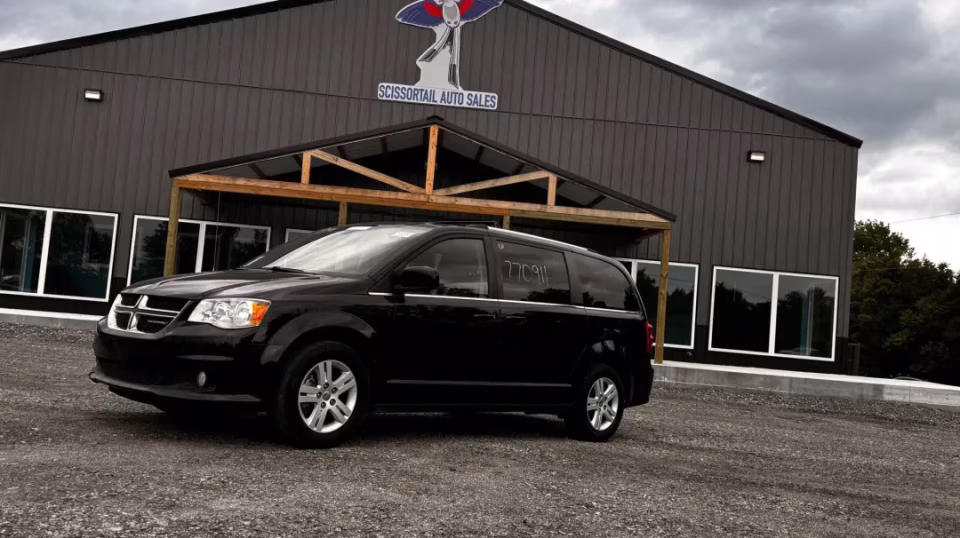2019 Dodge Grand Caravan SXT's photo